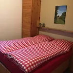 Lindenhof Appartement Ahneby